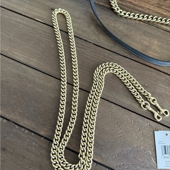 The Coach Originals Dinky 1974 Gold Chain Strap Shoulder Bag With Extra Strap - Picture 8 of 10